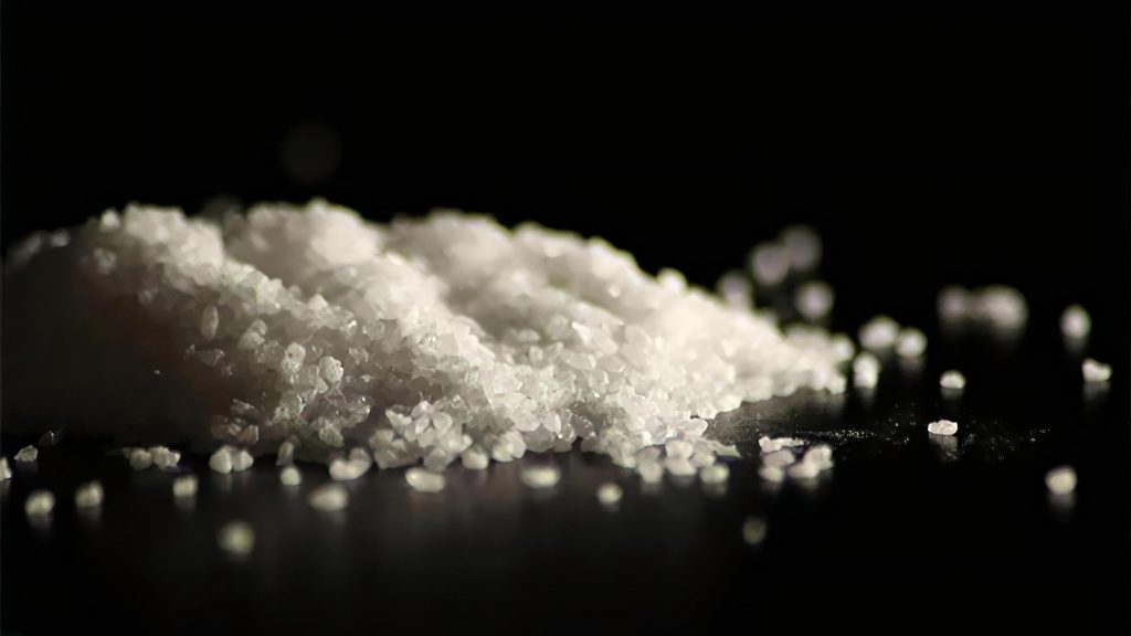 فیوزآلومینا; مواد خام و تجهیزات مورد استفاده برای تولید آن